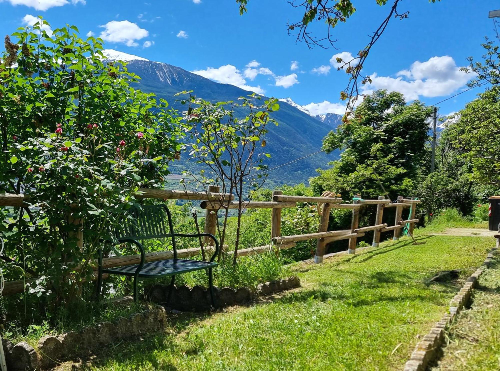 Вилла Casa Le Vignole - Аоста Экстерьер фото